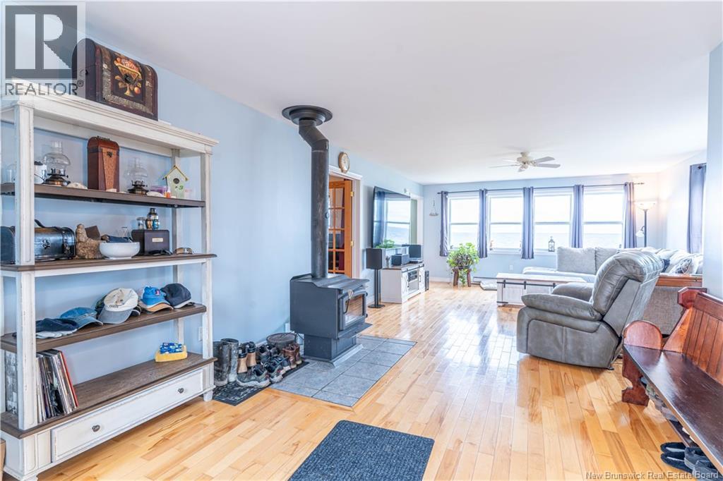 502 Hardwick Road, Hardwicke — photo 4