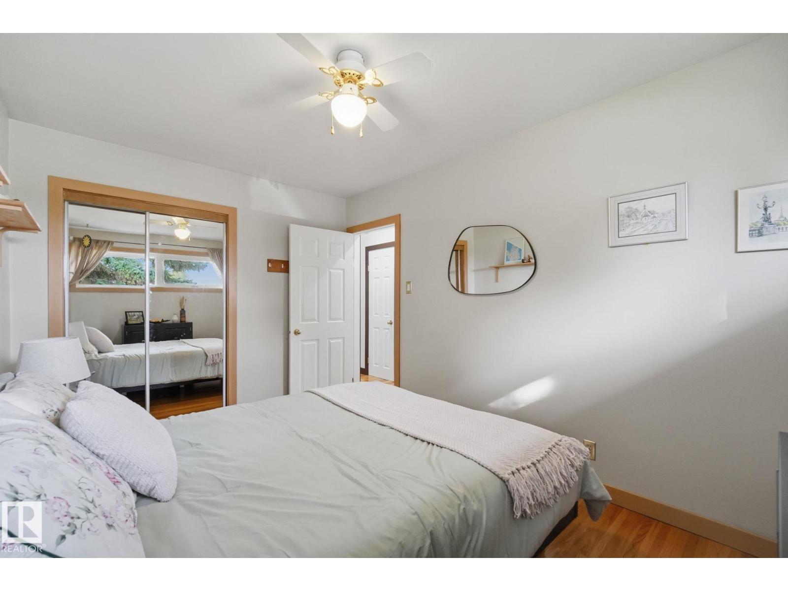 15634 81 AV NW - 18