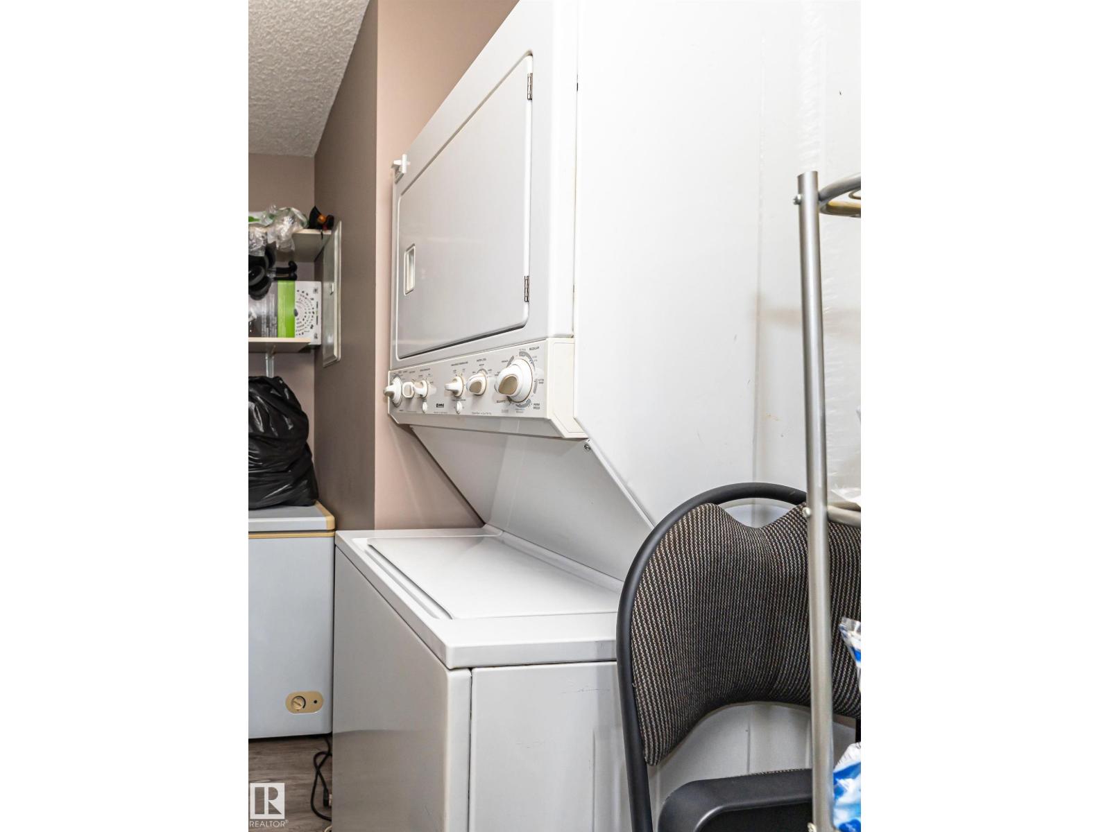 #315 9620 174 ST NW - 34