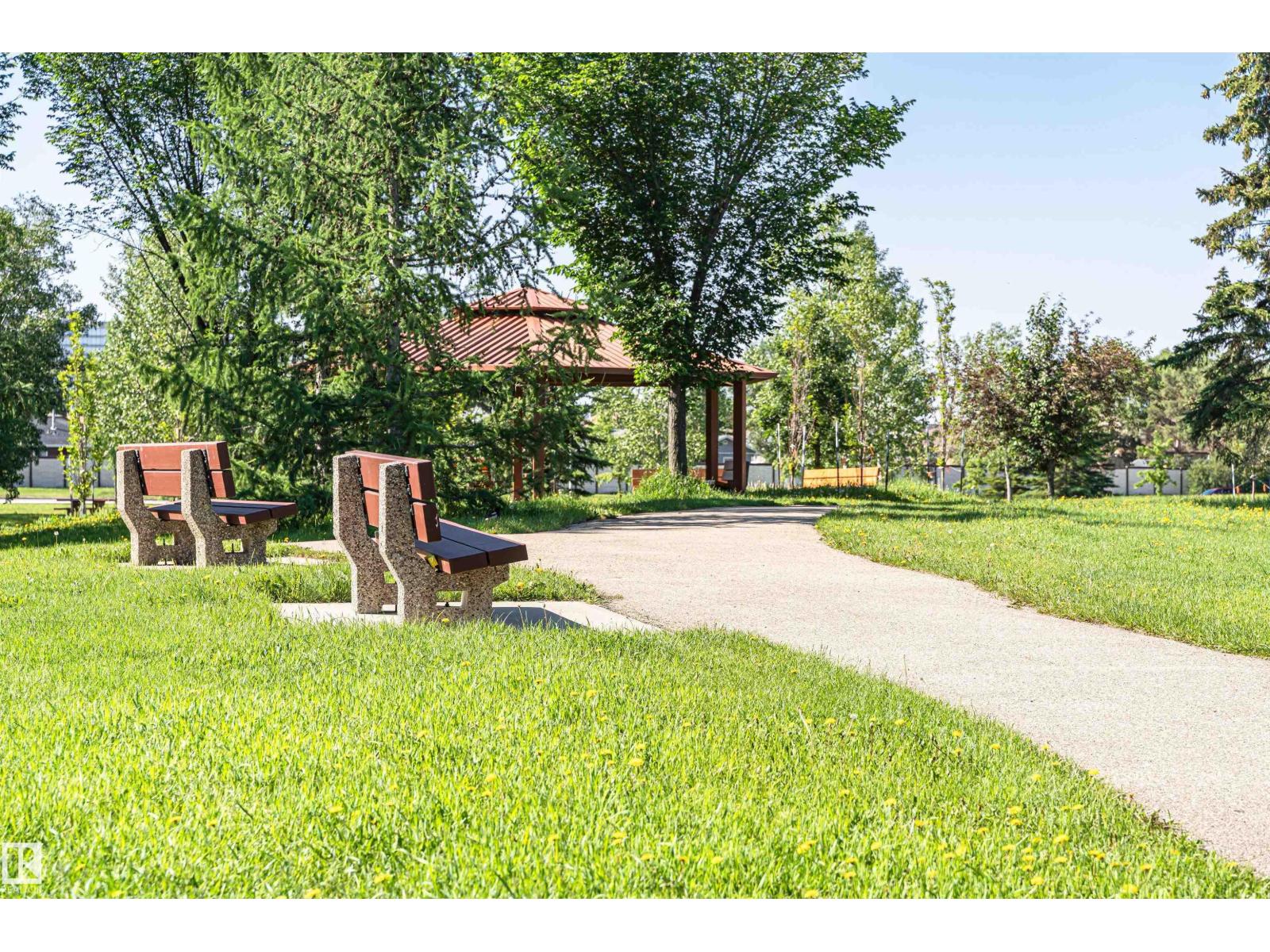 #315 9620 174 ST NW - 38