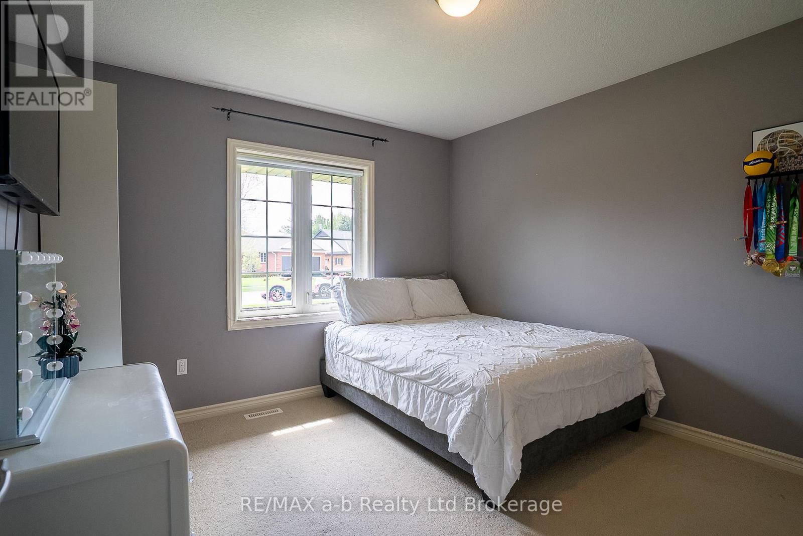 4 OTTERVIEW DRIVE - Image 19