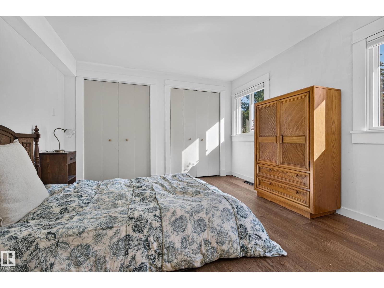11603 72 AV NW - 20