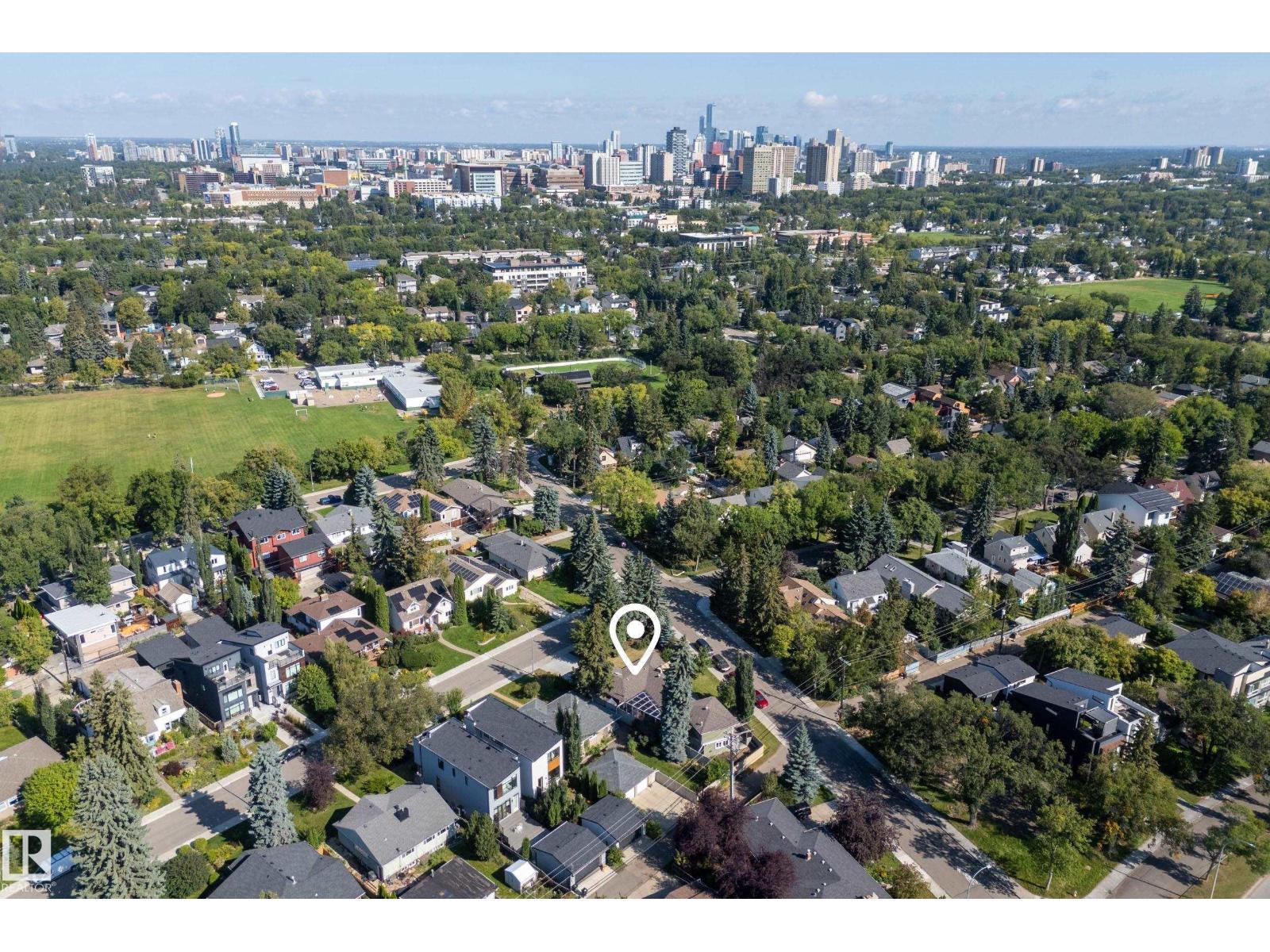 11603 72 AV NW - 50