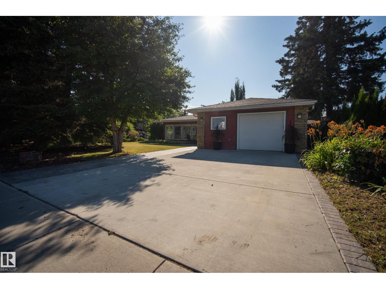 11603 72 AV NW - 39