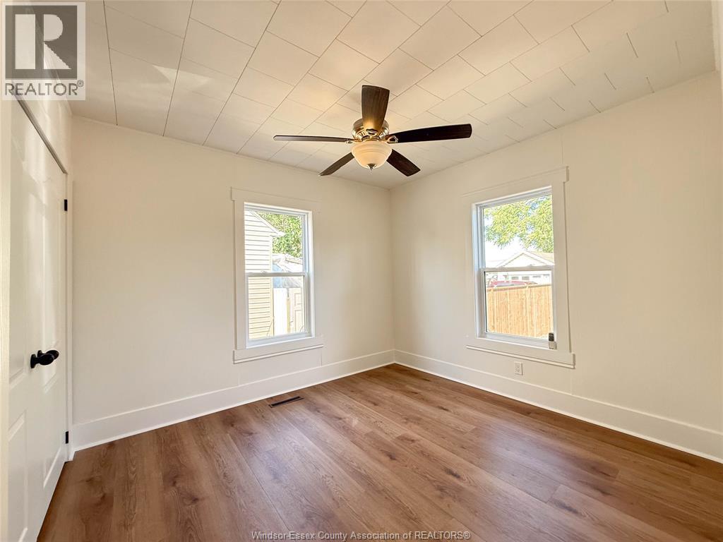 212 ERIE STREET North - Image 15