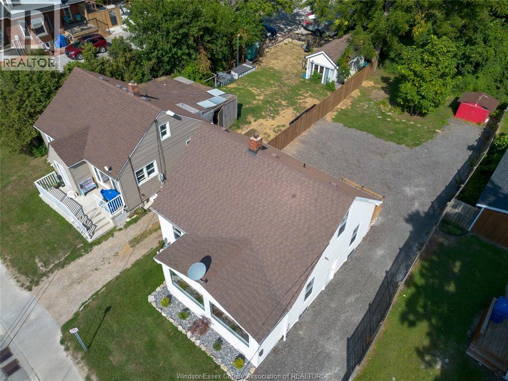 212 ERIE STREET North - 3
