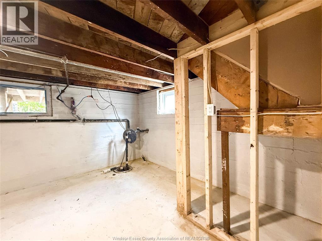 212 ERIE STREET North - 33