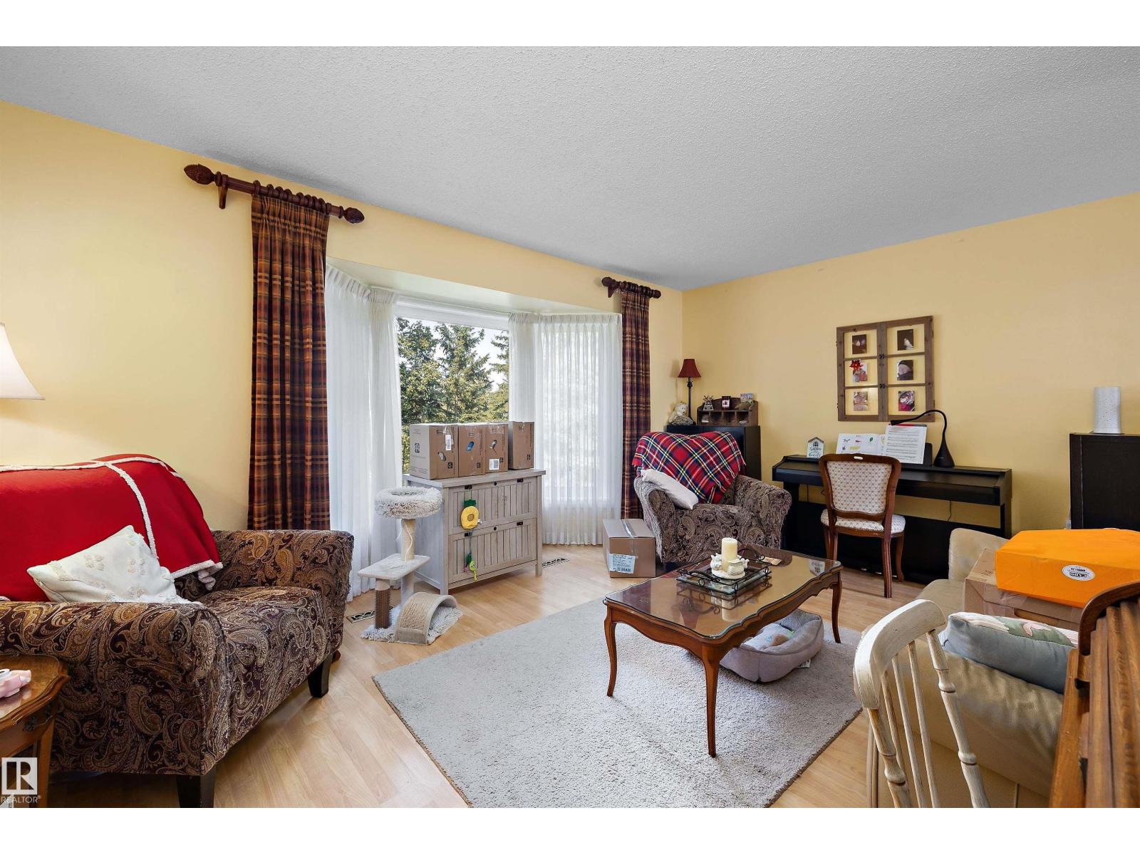 5 WESTWOOD PL - 13