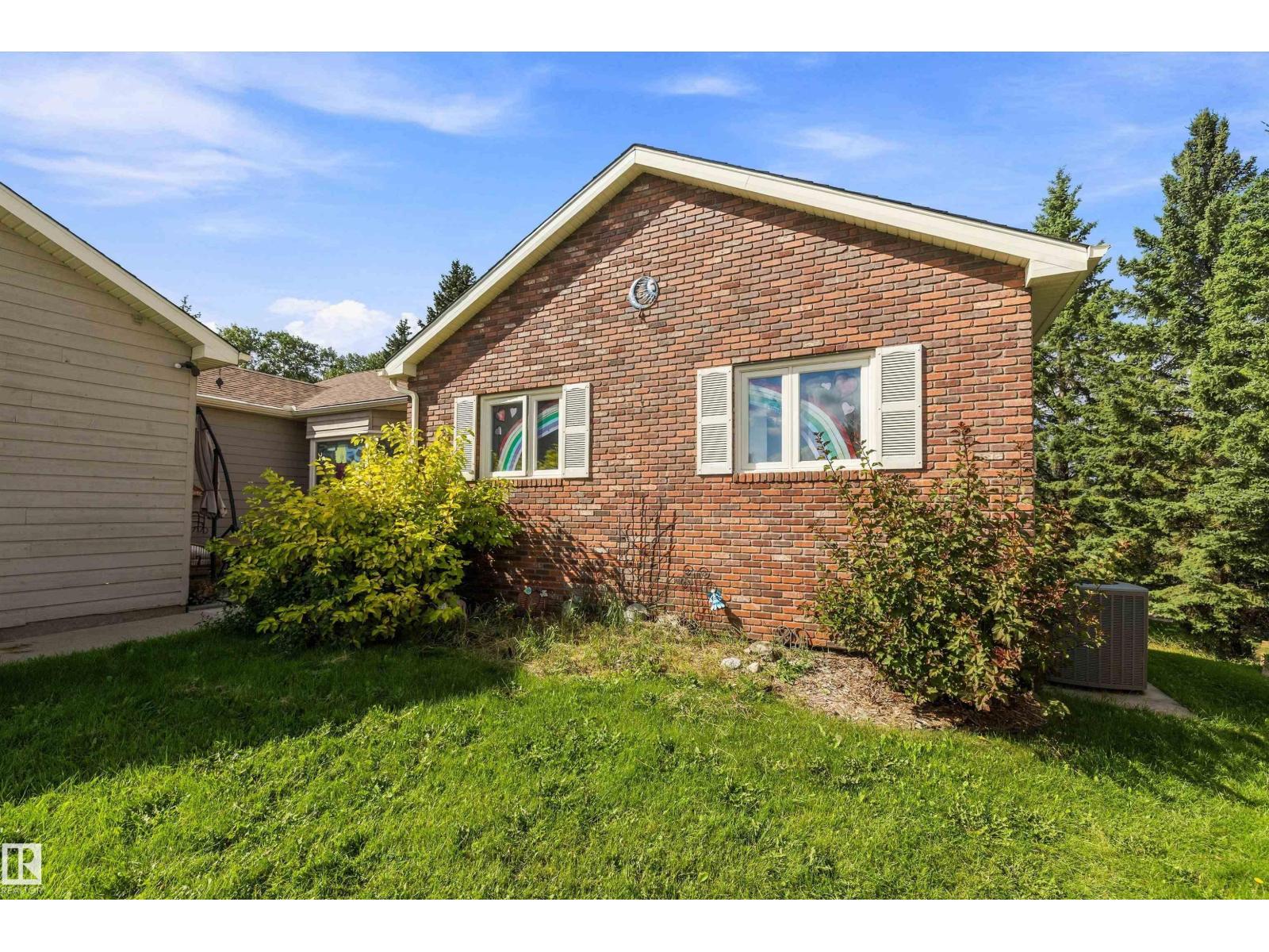 5 WESTWOOD PL - 45