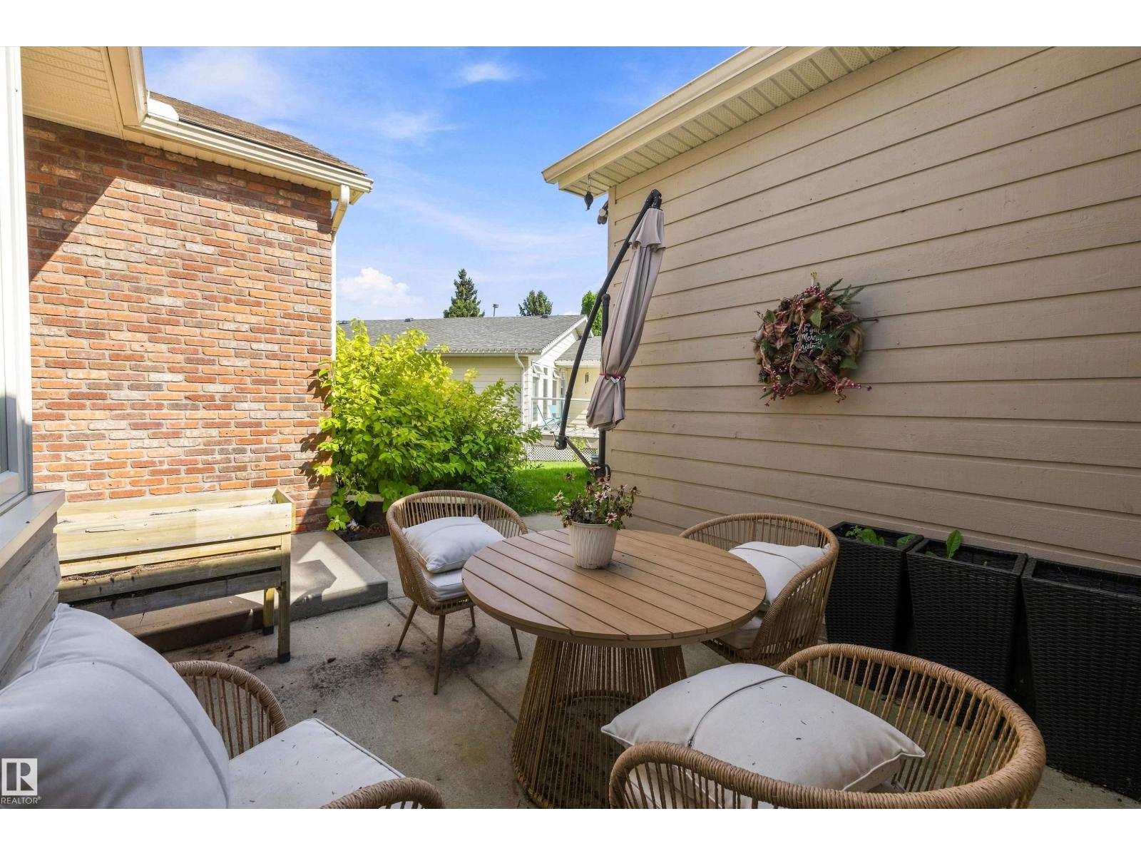 5 WESTWOOD PL - 46