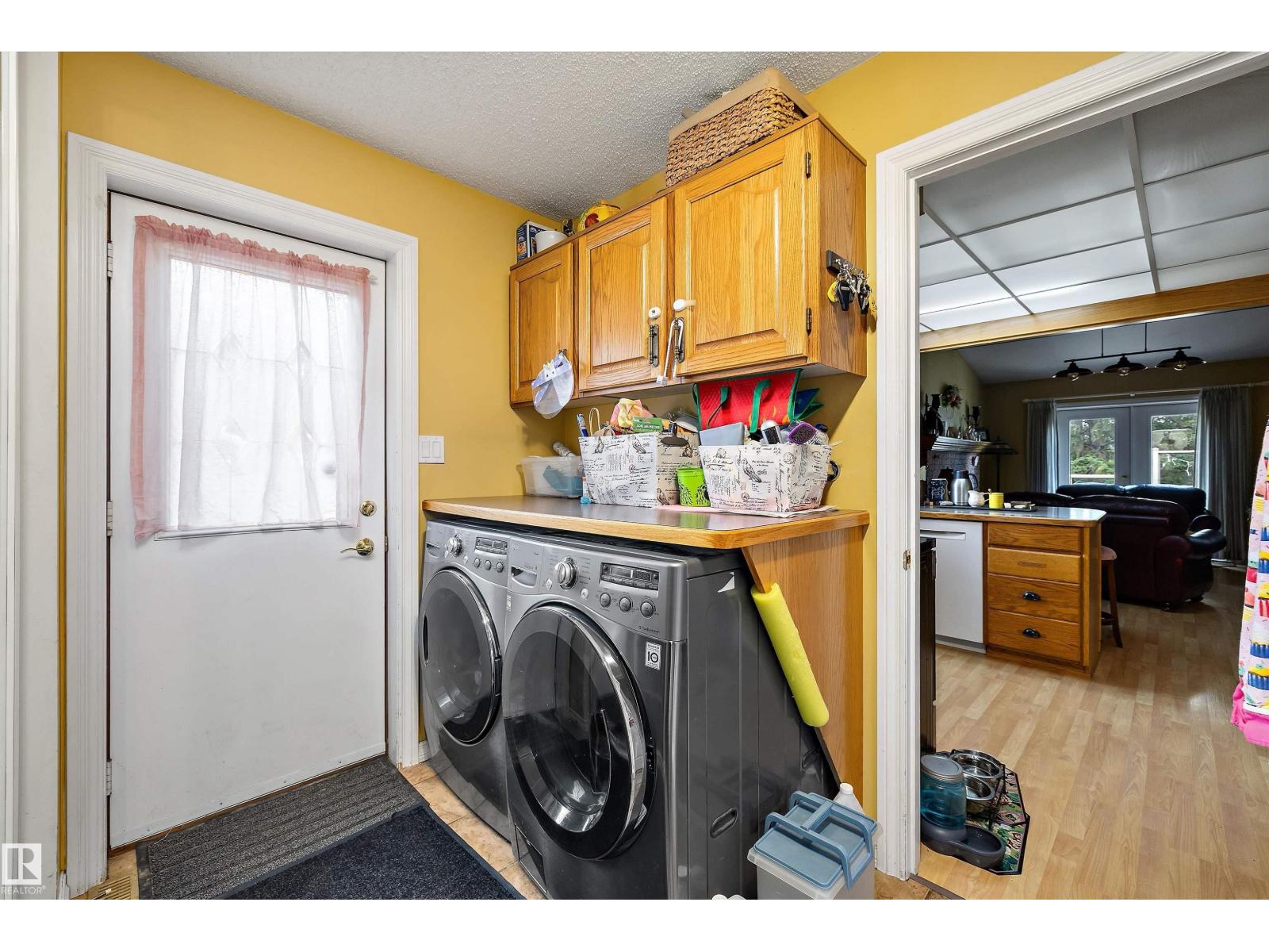 5 WESTWOOD PL - 26
