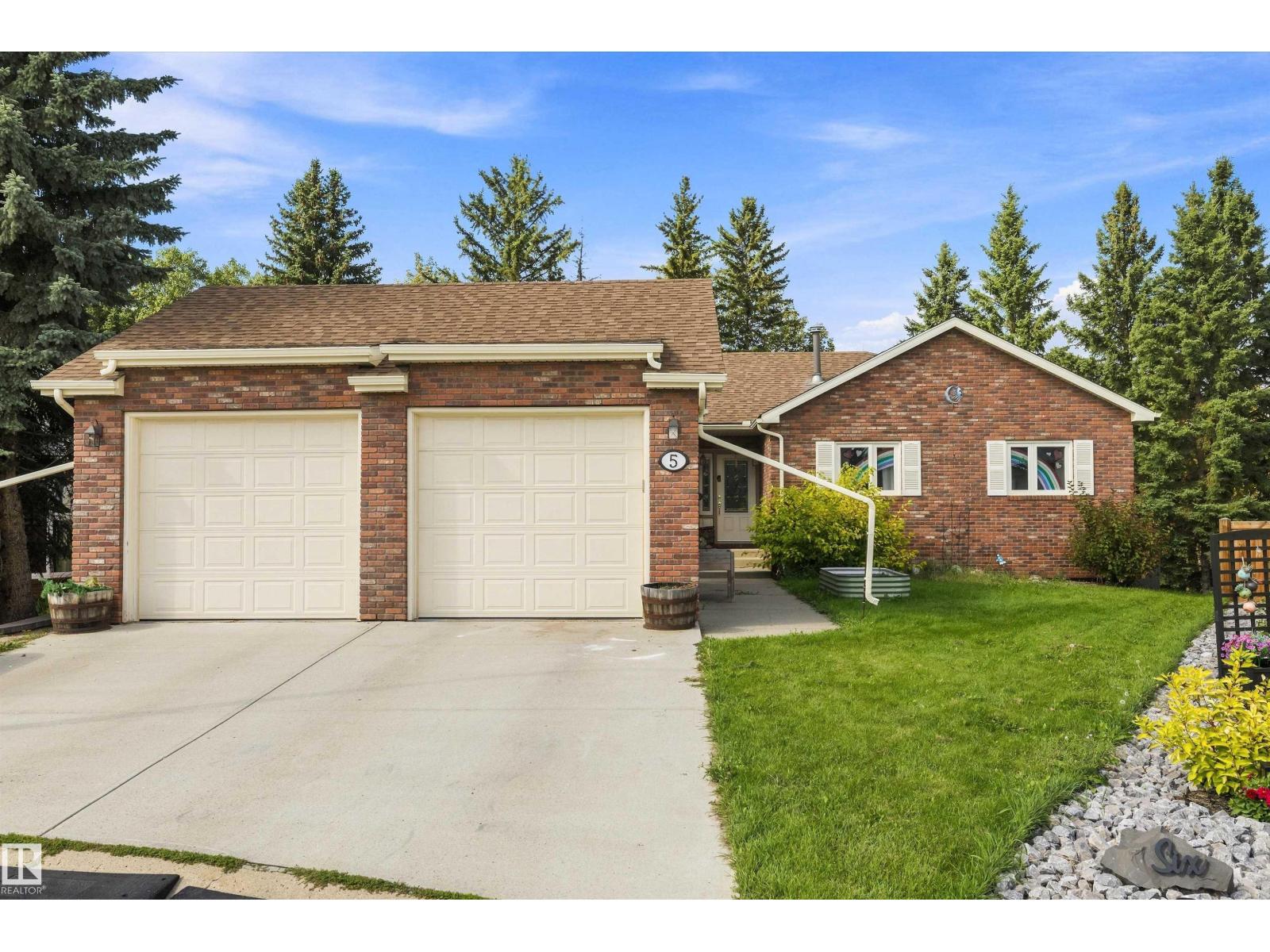 5 WESTWOOD PL - 44