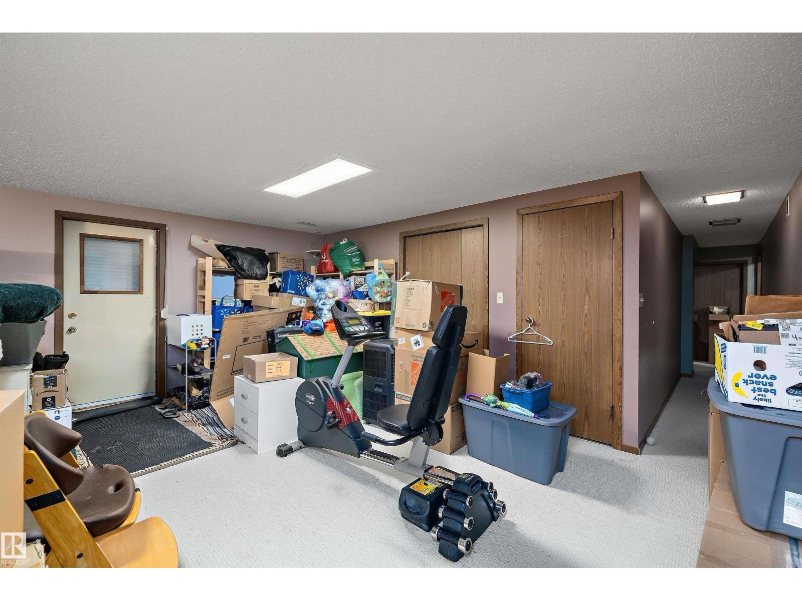 5 WESTWOOD PL - 40
