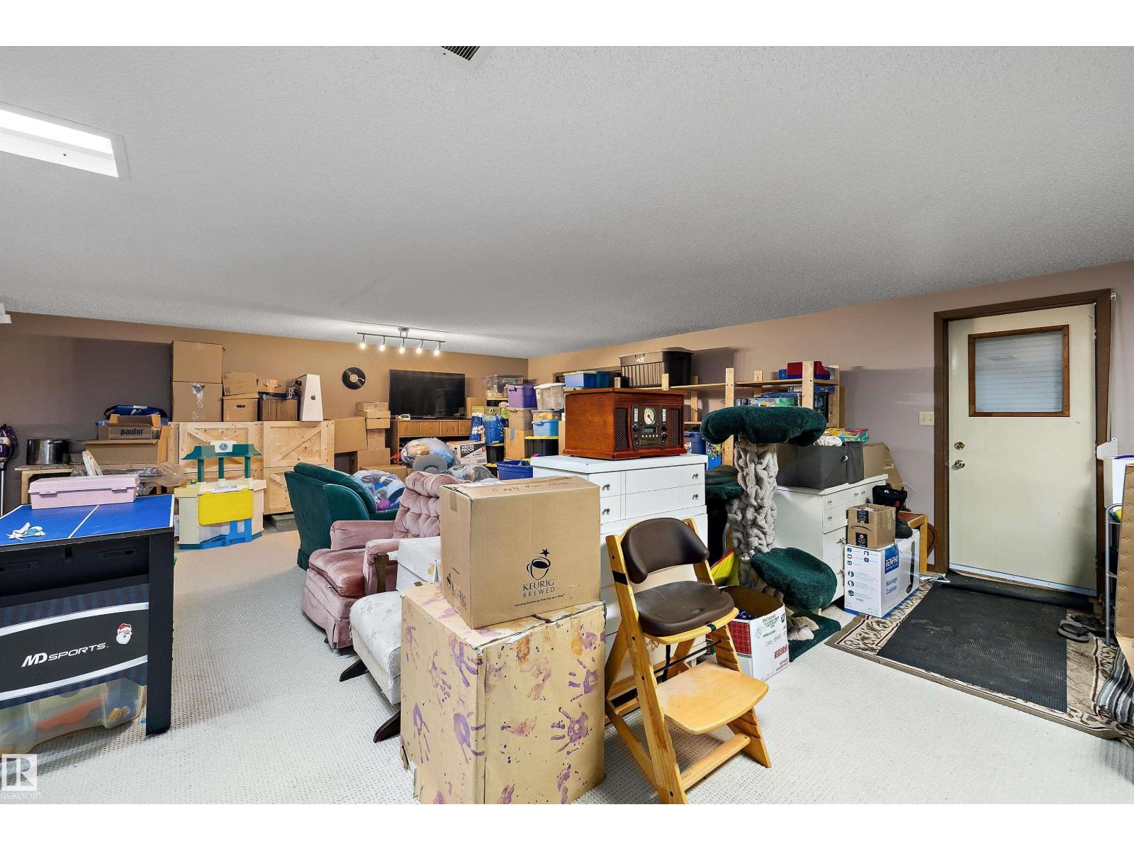5 WESTWOOD PL - 41