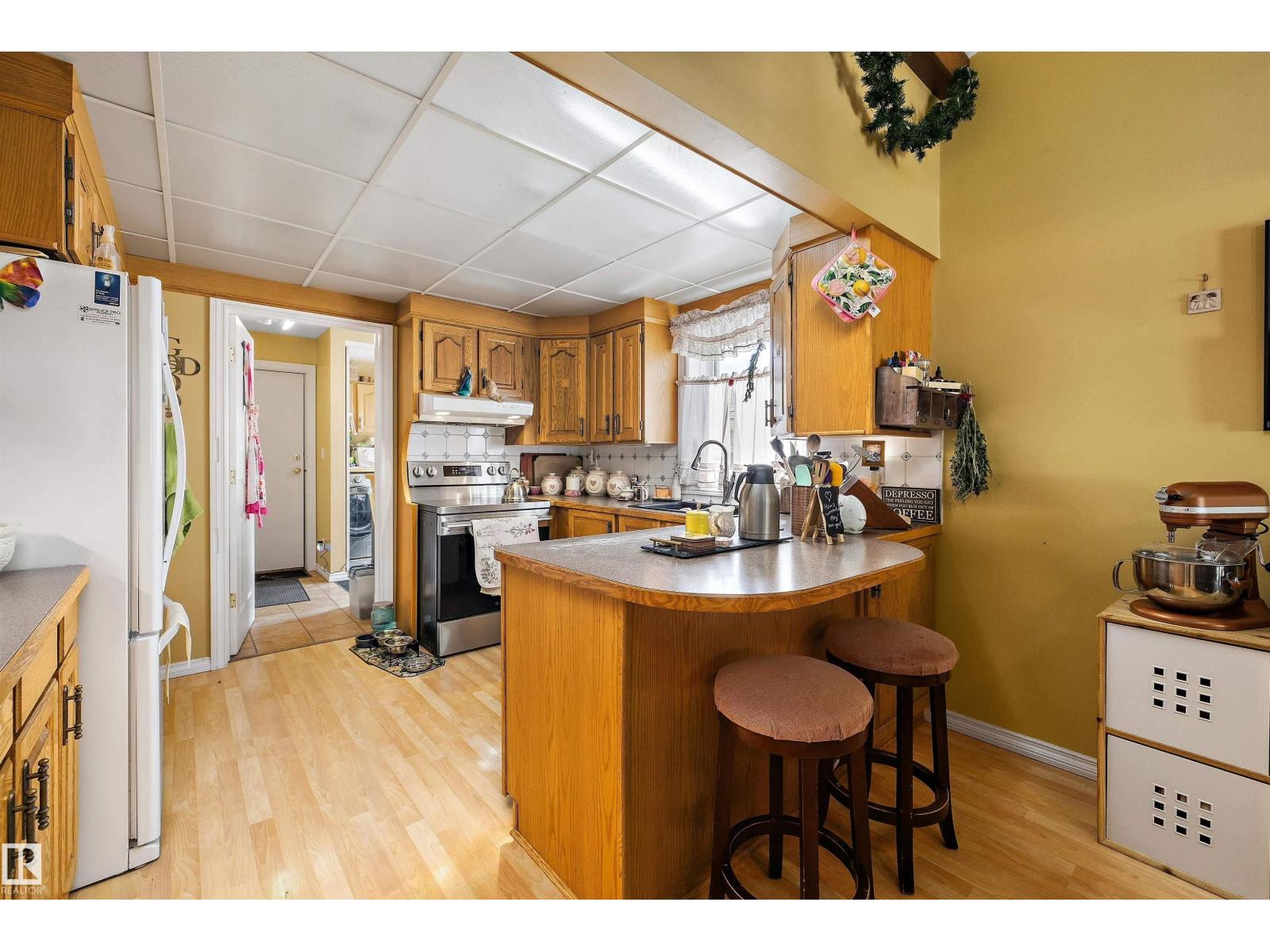 5 WESTWOOD PL - 5