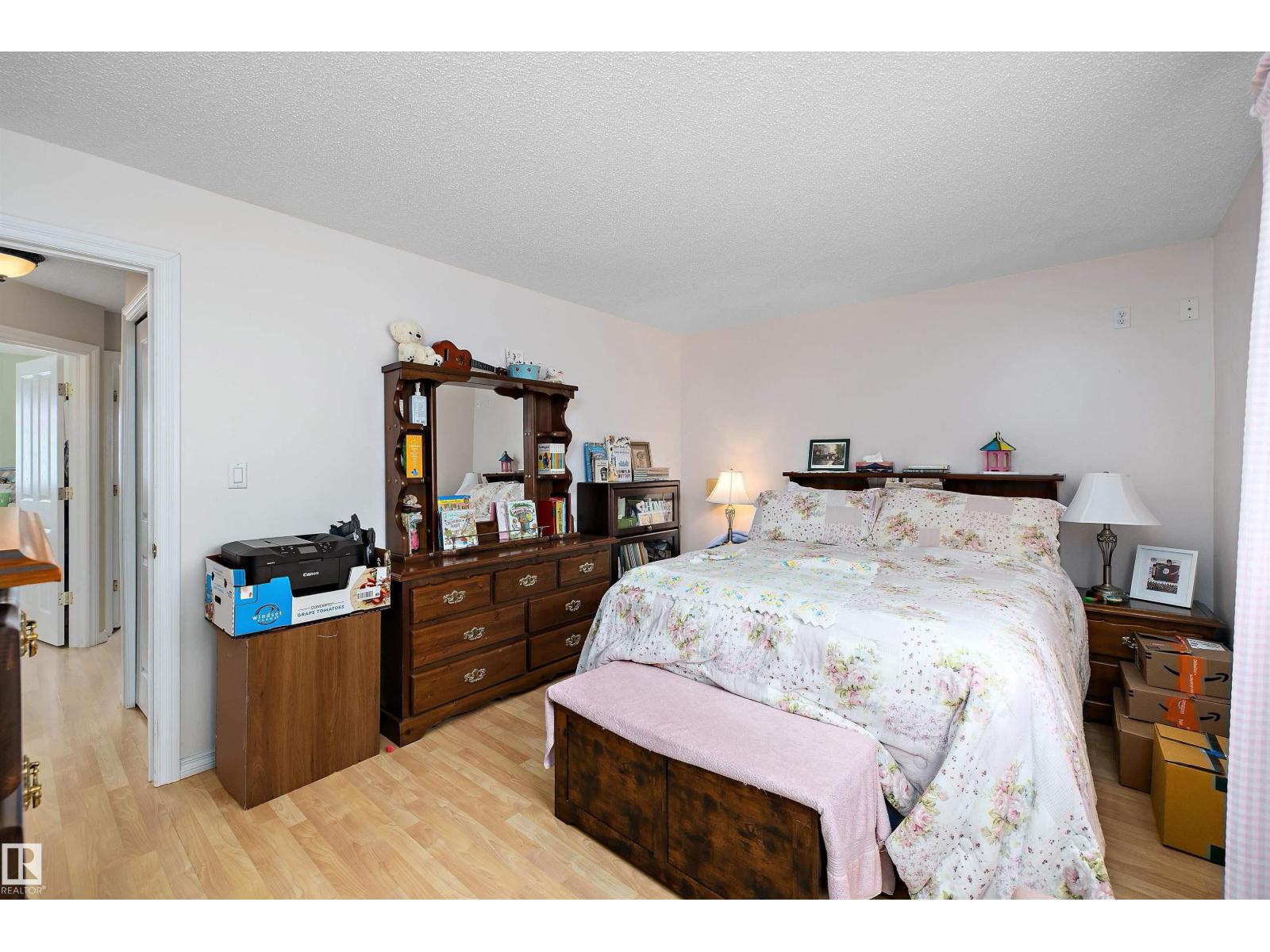 5 WESTWOOD PL - 36