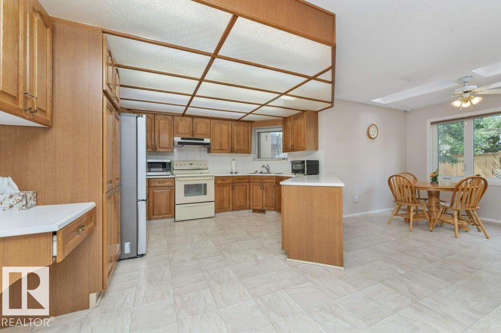 4908 43 AV NW - 11