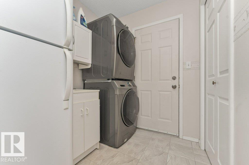 4908 43 AV NW - 21
