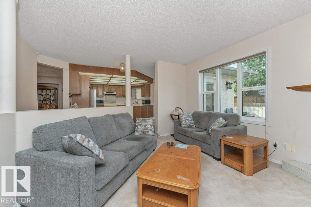4908 43 AV NW - 16