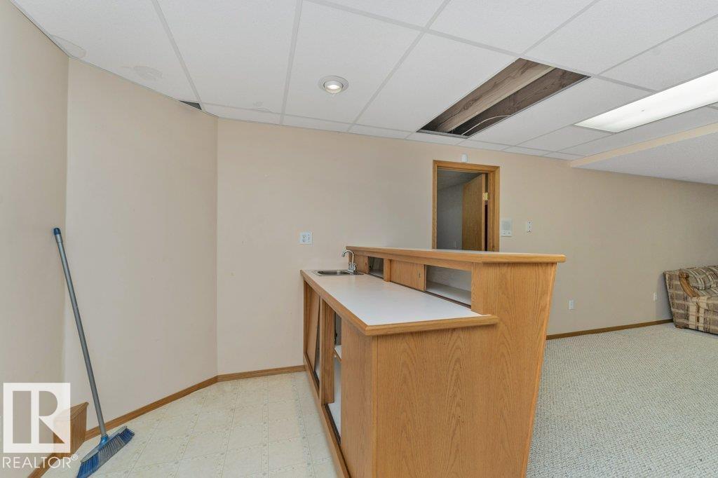 4908 43 AV NW - 42