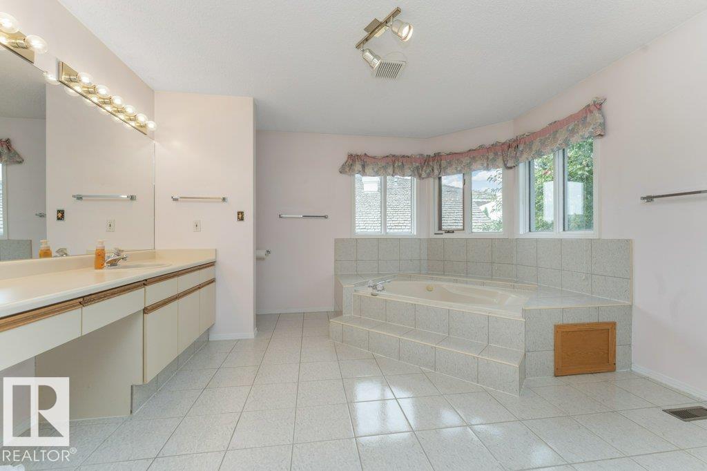 4908 43 AV NW - 27
