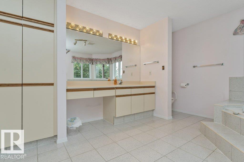 4908 43 AV NW - 28
