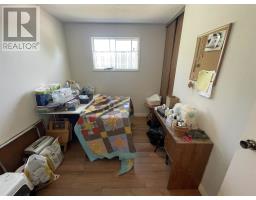 43 Capillo Rd, Elliot Lake, ON P5A2Z5 Photo 12