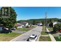 43 Capillo Rd, Elliot Lake, ON P5A2Z5 Photo 18