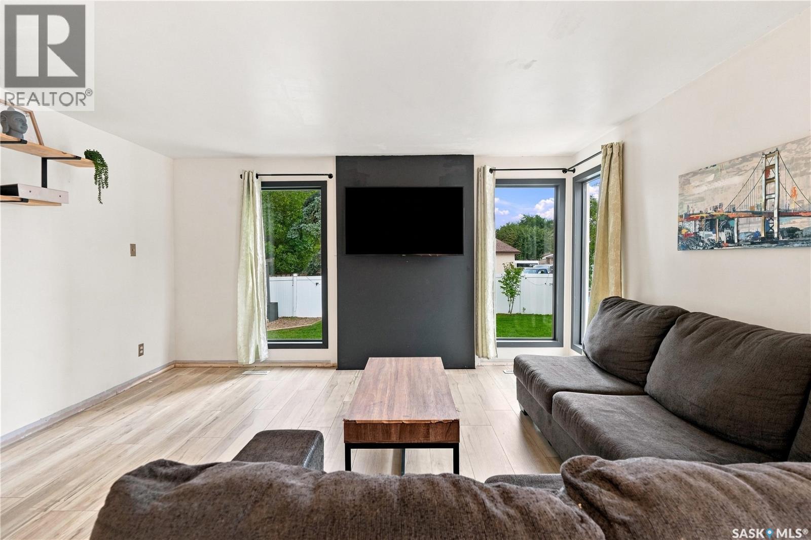 875 Seymour CRESCENT - 13