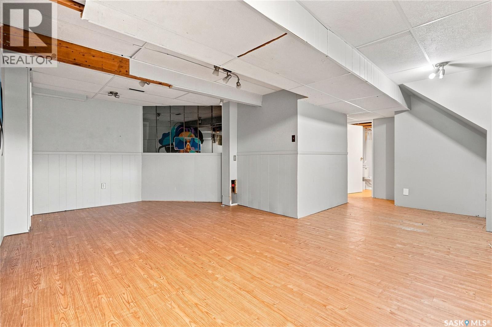 875 Seymour CRESCENT - Image 30