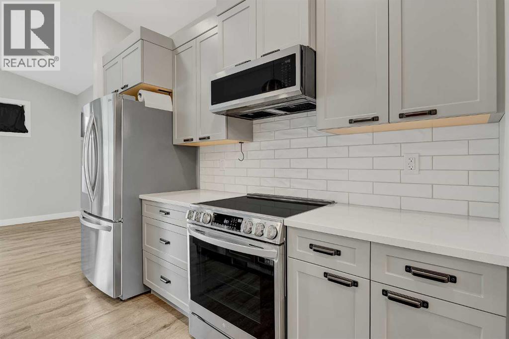 8506 87 Street - 16