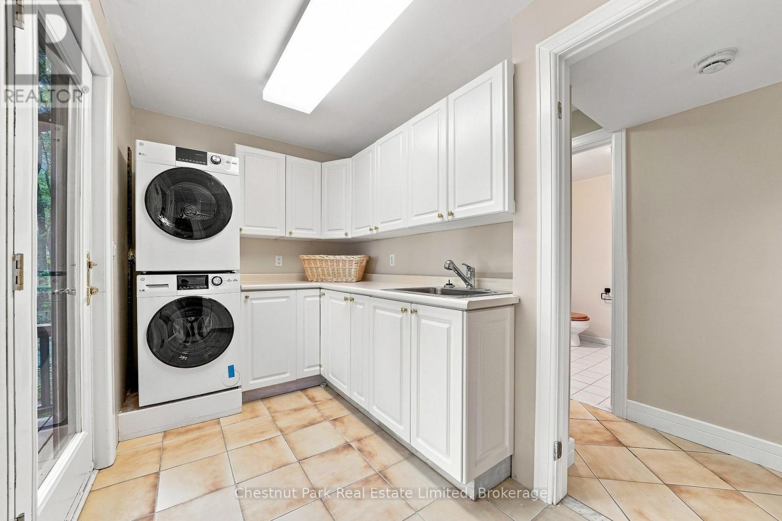 26 BENHAM PLACE ROAD - Image 36