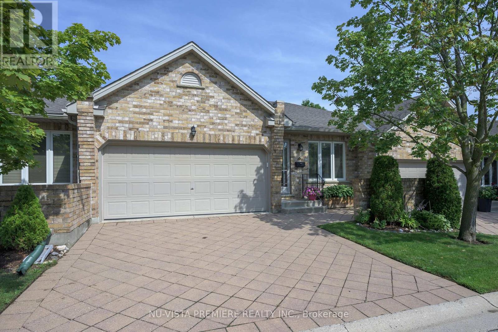 6 - 572 THISTLEWOOD DRIVE, London North (North C) — photo 1