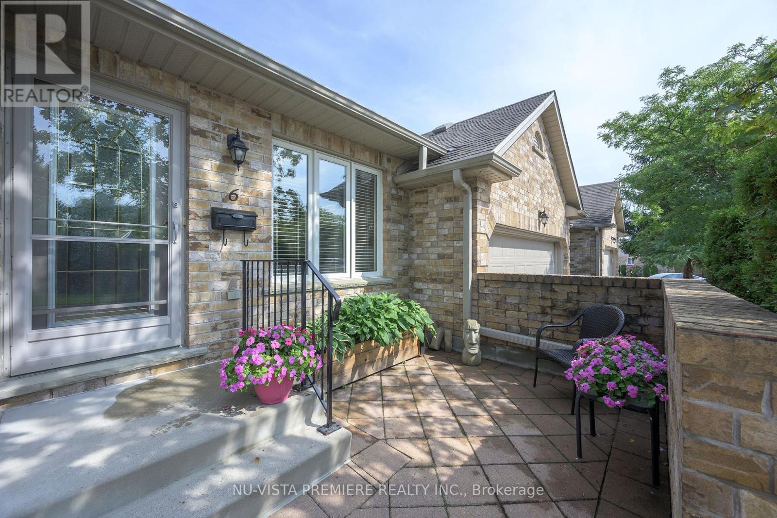 6 - 572 THISTLEWOOD DRIVE, London North (North C) — photo 3