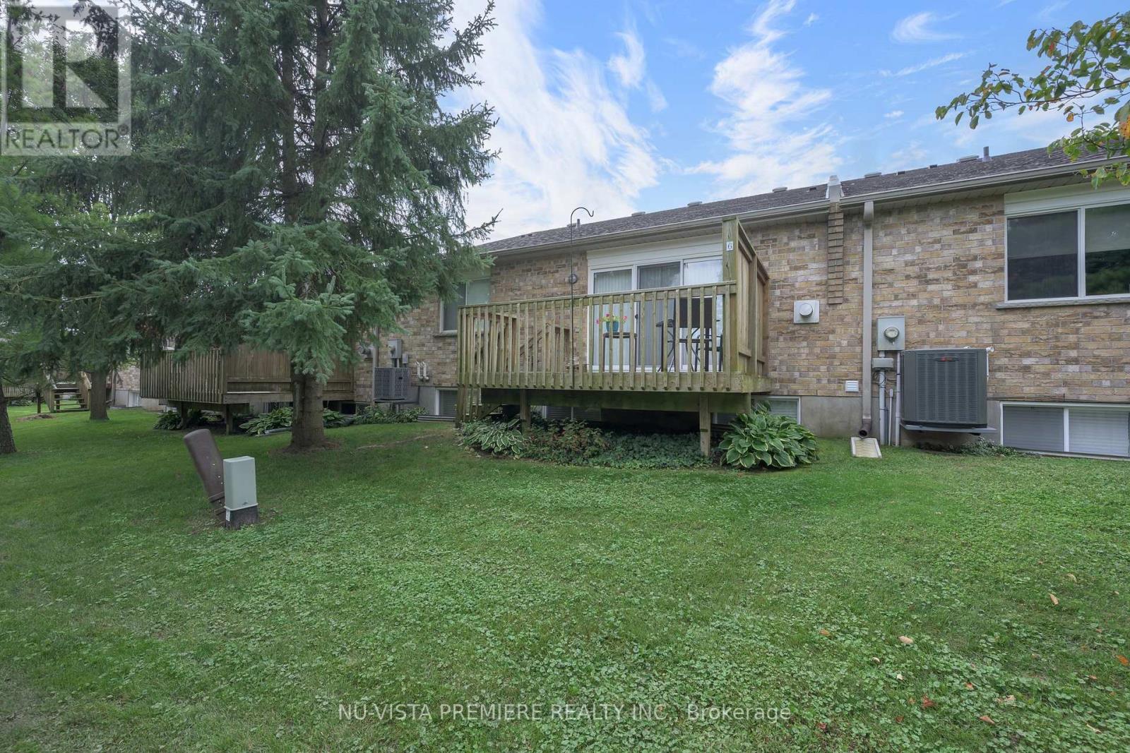 6 - 572 THISTLEWOOD DRIVE, London North (North C) — photo 5