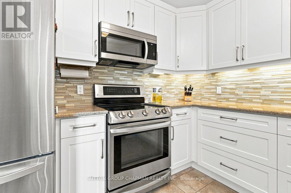 115 GERALD CRESCENT - 13