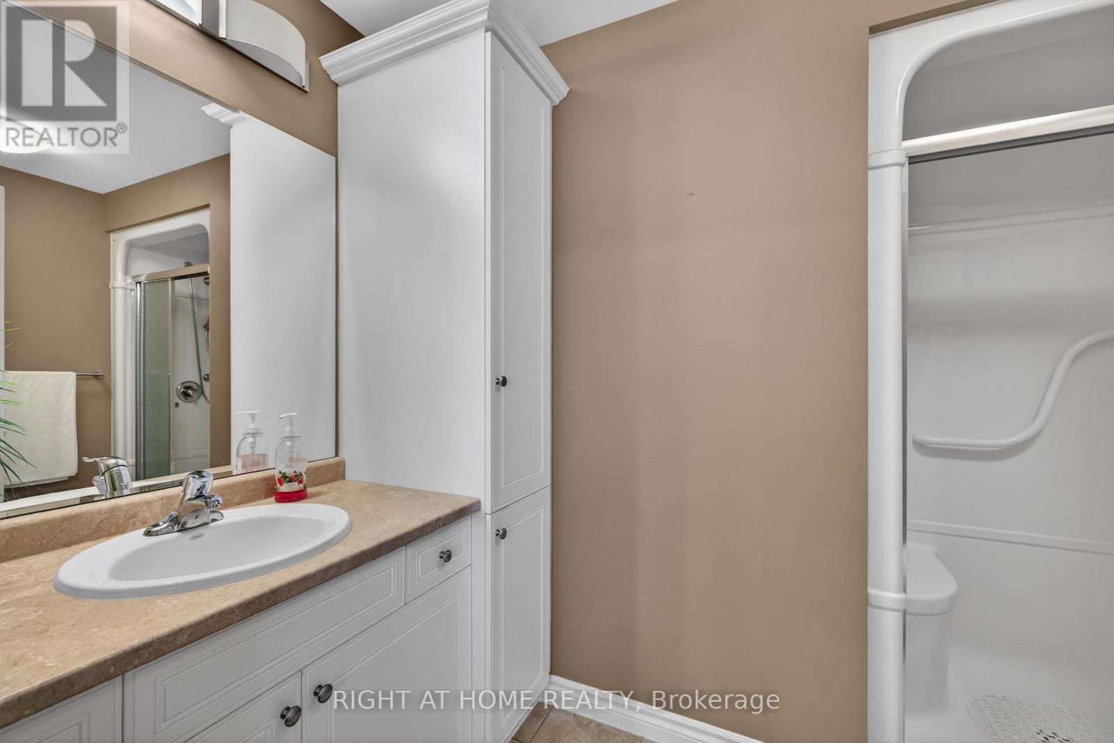 #21 2100 DENVIEW AVENUE - 15