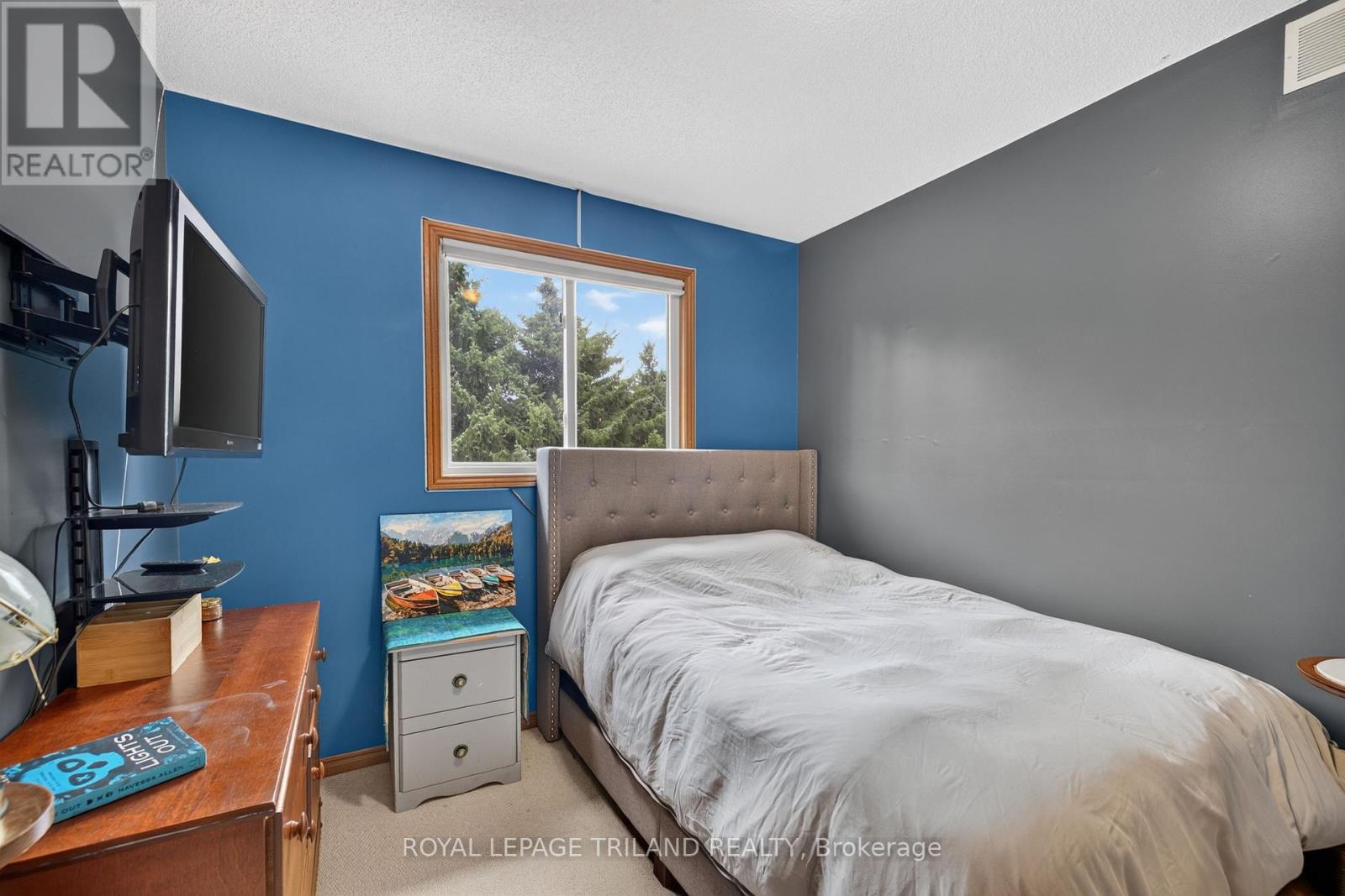 59 QUEENSWAY DRIVE - Image 20