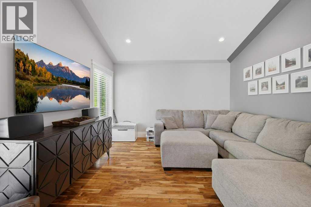Listing photo – 116 Vincent Close, Red Deer