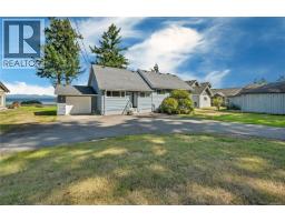3765 Island Hwy S, Campbell River, BC V9H1L6 Photo 56