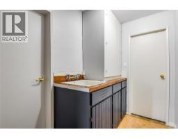 525 Muchalat Crt, Gold River, BC V0P1G0 Photo 28