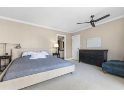 201 15169 Buena Vista Avenue, White Rock, BC V4B1Y2 Photo 17