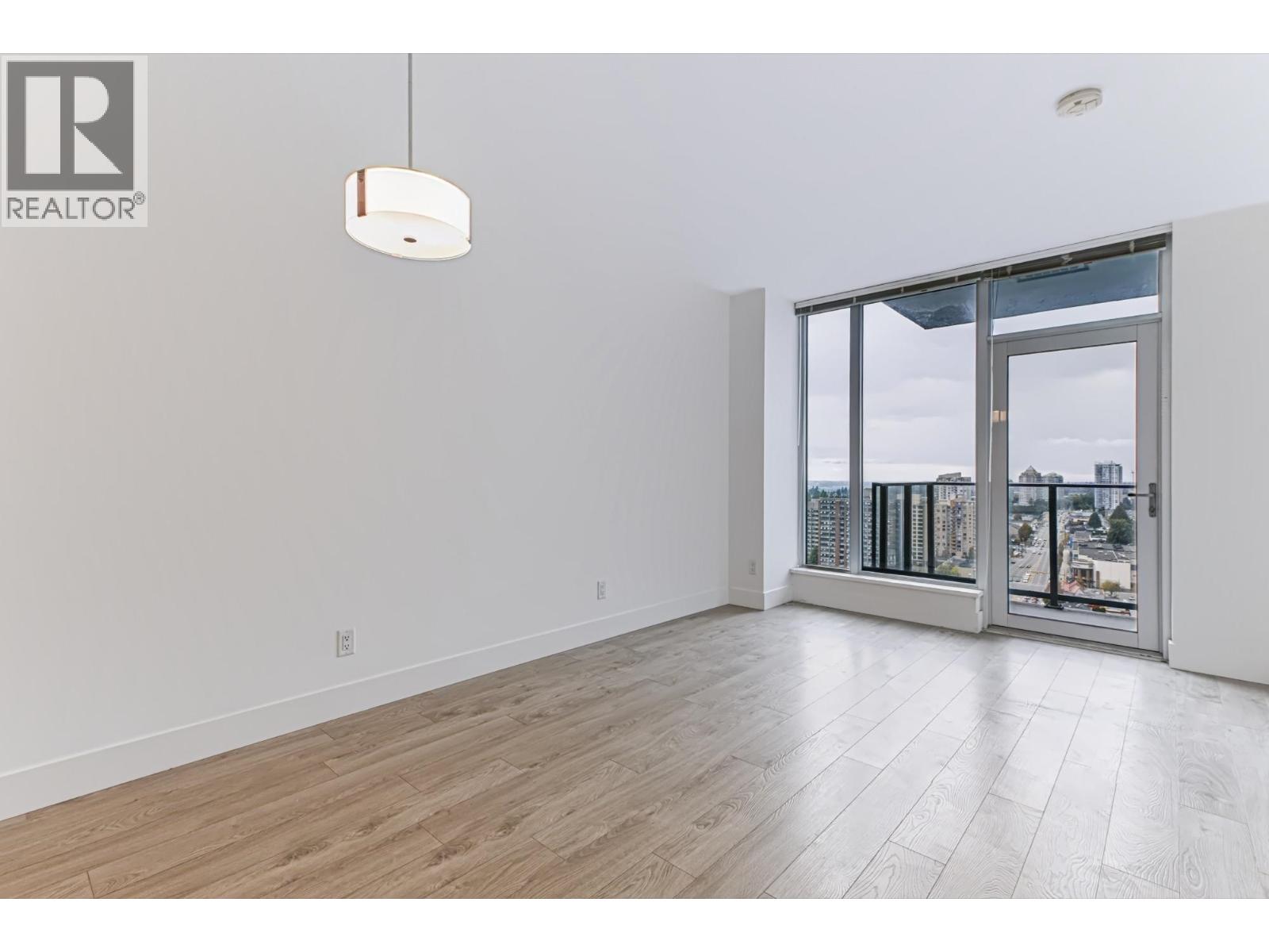 2301 7388 KINGSWAY, Burnaby — photo 7