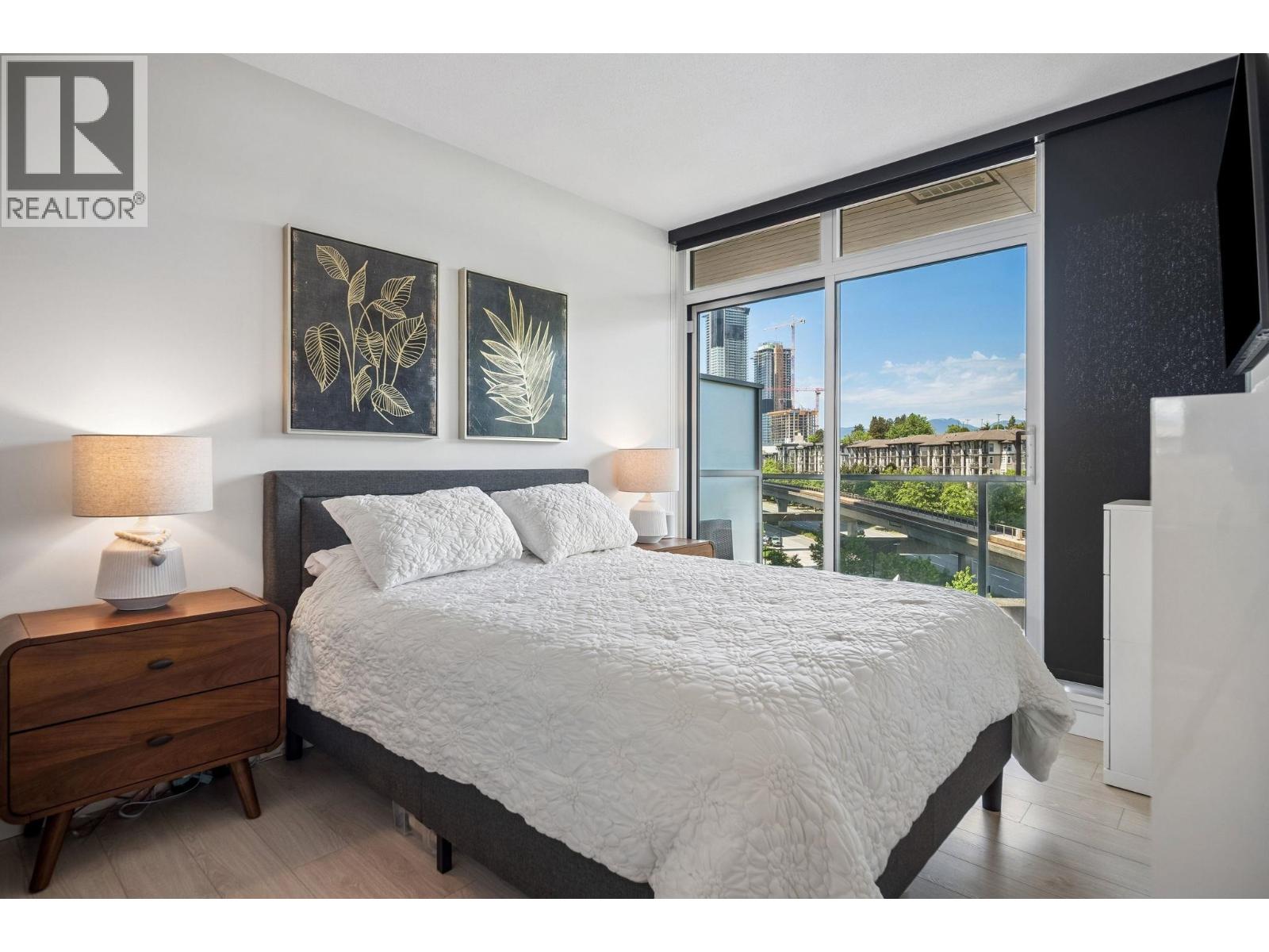 404 4880 LOUGHEED HIGHWAY, Burnaby — photo 8
