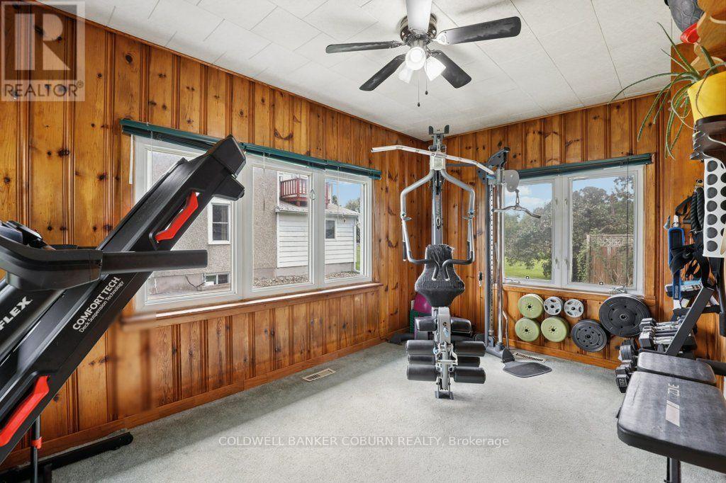 6674 FOURTH LINE ROAD S - Image 10