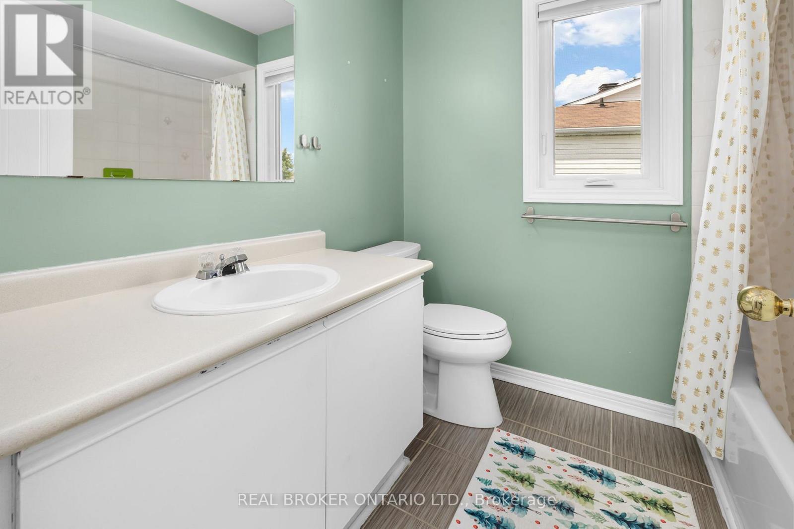 135 DAVENTRY CRESCENT - Image 35