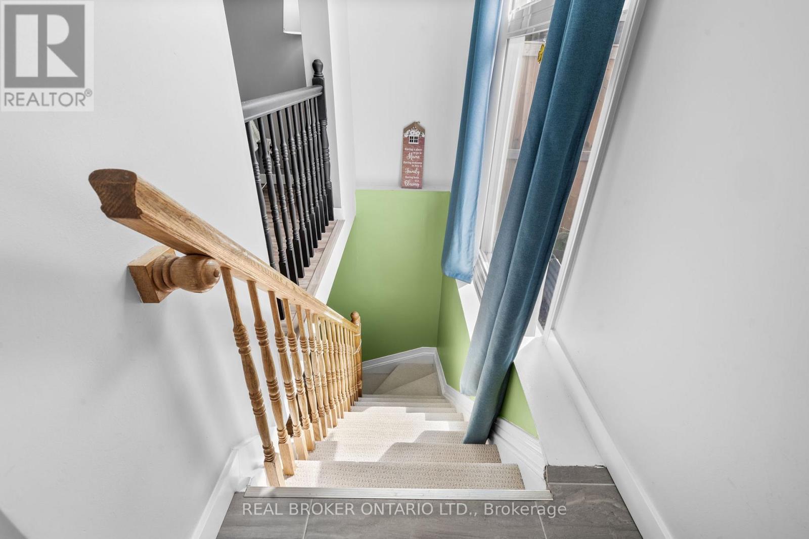 135 DAVENTRY CRESCENT - Image 36