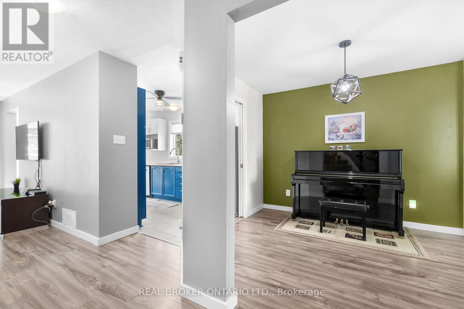 135 DAVENTRY CRESCENT, Ottawa — photo 7