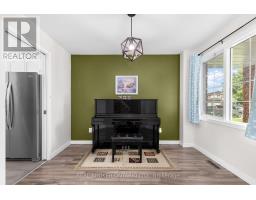 Bedroom 3 - 135 Daventry Crescent, Ottawa, ON K2J4M9 Photo 8