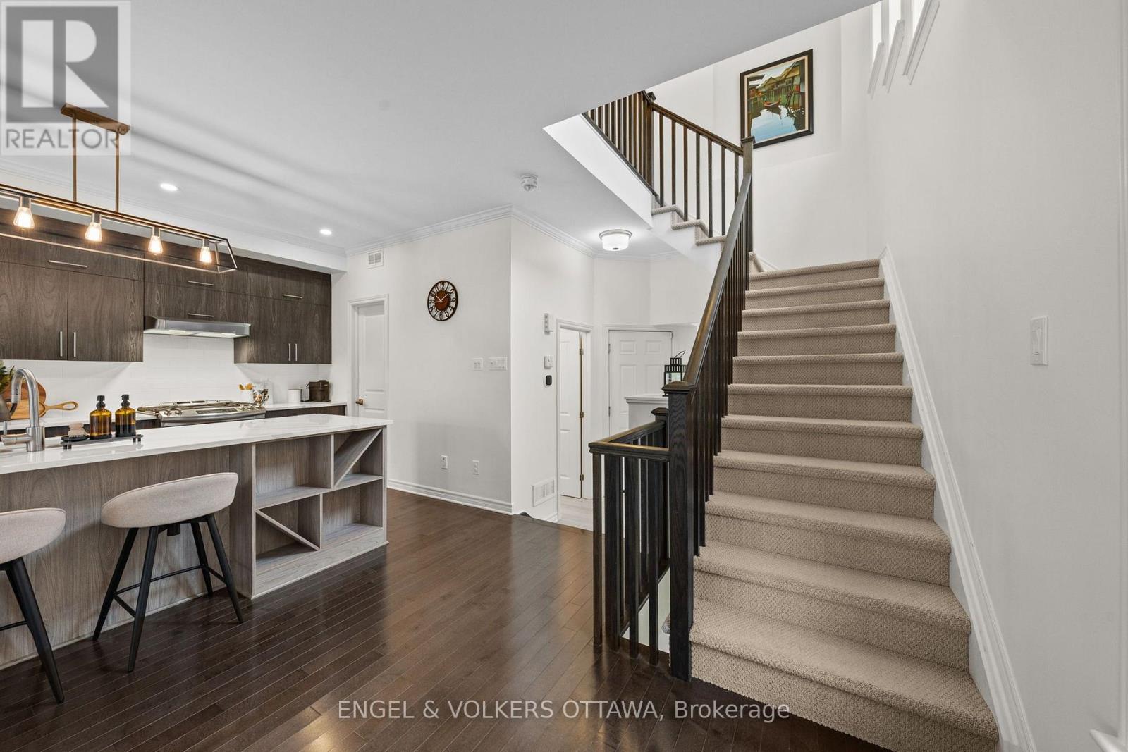 3 Bed, 3 Bath House for Sale in Ottawa – 309 ALASKEN DRIVE, Ottawa – MLS# X13767148 - Image 16